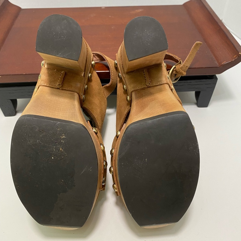 👡Koolaburra sandal👡 - Picture 3 of 4